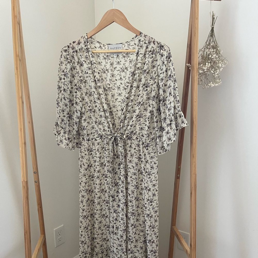 Gorgeous Floral Summer Robe